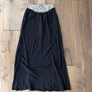 ⚫️American Eagle Maxi Skirt